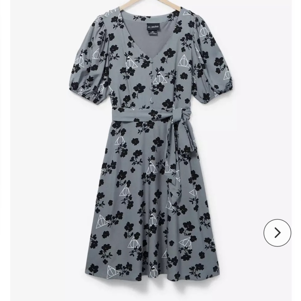 NWT Harry Potter Deathly Hallows Floral Gray Dress For Women Size XS
